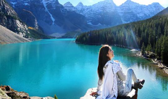 Cover --Canadian Rockies Fairy Tale Trip-- Staying at Fairmont Hotels in J...