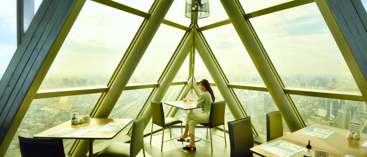 cover กินๆ นอนๆ @ Baiyoke Sky Hotel