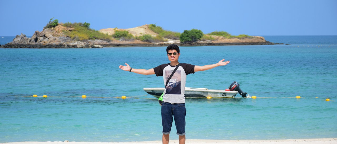 cover Exploring Amazing Underwater World at Samae San Island on a Beautiful Day, Taveling along the Road in Chanthaburi, and Staying Perfectly in Pattaya