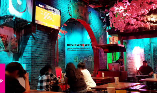 Cover นั่งกินดื่มฟังดนตรีสดในบรรยากาศเก๋ๆที่ Shinsaku Chongjaroen @ สวนเพล...