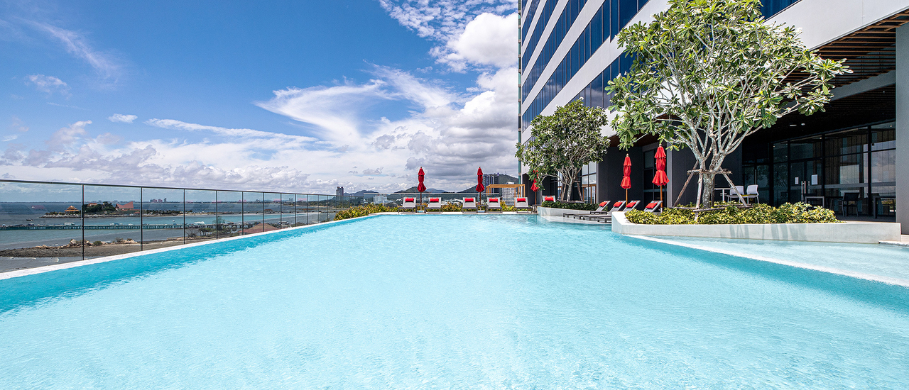 cover Novotel Marina Sriracha & Koh Si Chang (ฝั่งศรีราชา) 🐬🌵