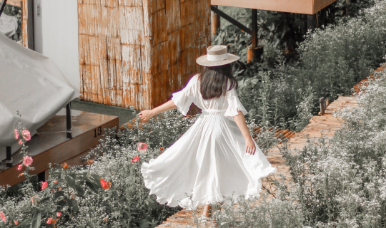 Cover เราไปกินหมูกระทะบนดอยกันไหม ☻...