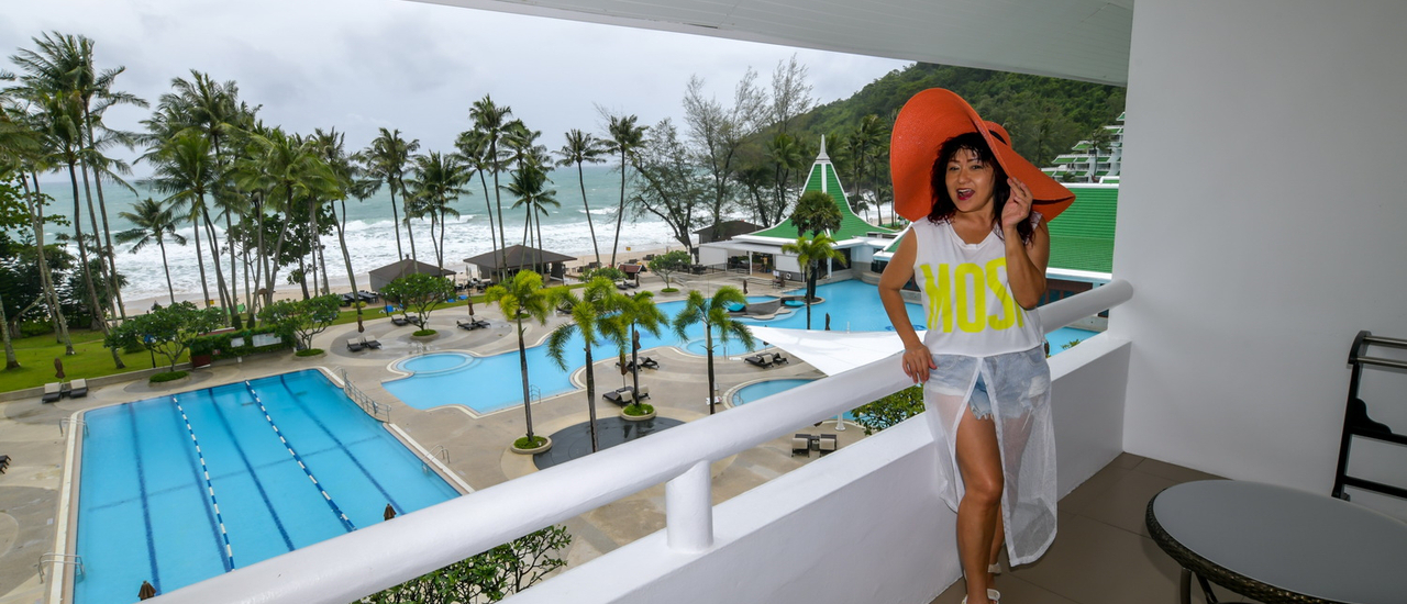 cover … รีวิว โรงแรม เลอเมอริเดียน ภูเก็ตบีชรีสอร์ท Le Meridien Phuket Beach Resort กับแม่ประนอม จ้า