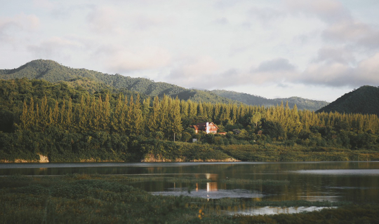 Cover อ่างเก็บน้ำห้วยท่าเคย จ.ราชบุรี...