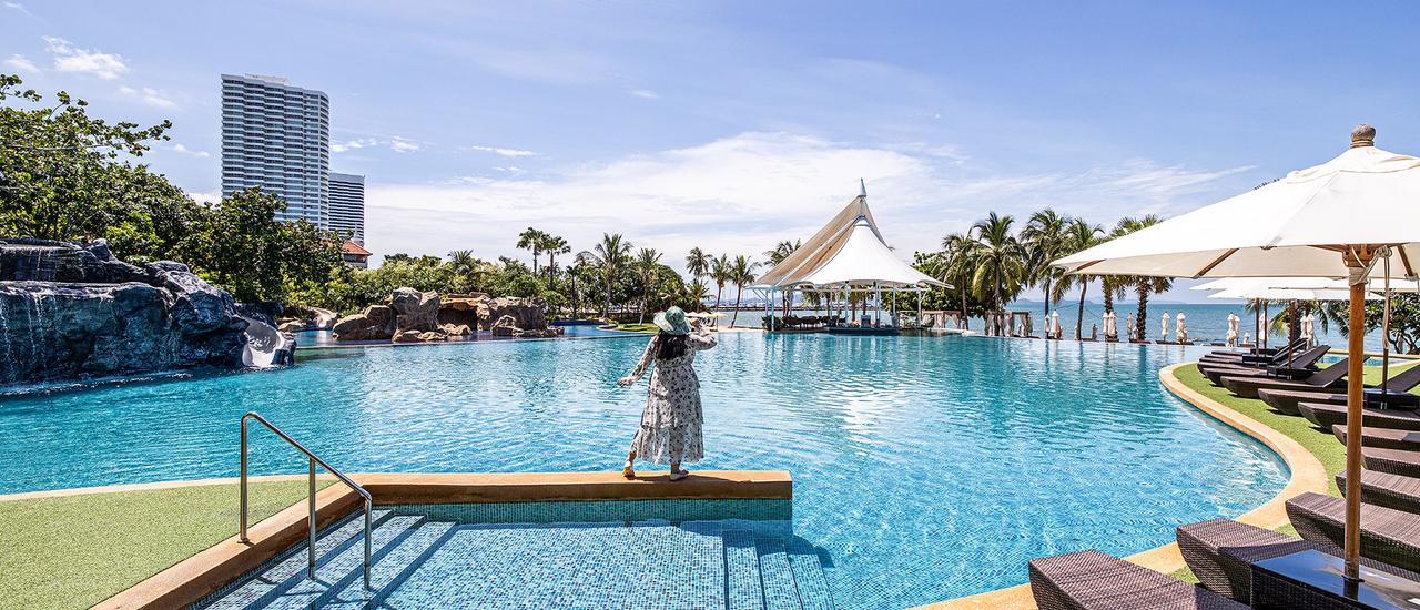 cover Movenpick Siam Hotel Na Jomtien Pattaya ปลายทางแห่งความสุขในวันพักผ่อนติดทะเล 💦🌴🐢