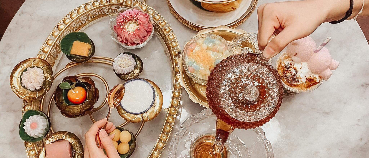 cover บ้านขนมปังขิง คาเฟ่ 100 กว่าปี