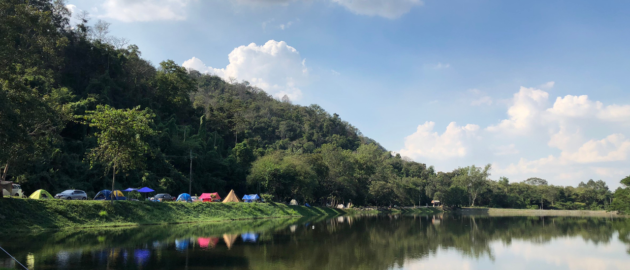 cover คืนวันศุกร์ถึงเช้าวันเสาร์ ปลดปล่อยความเหงา ที่เขาสามหลั่น