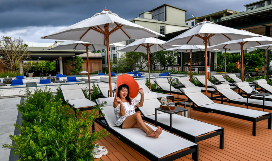 cover … รีวิว โรงแรม โฟร์พอยท์ส บาย เชอราตัน ภูเก็ต ป่าตอง บีช Four Poin ts by Sheraton Phuket Patong Beach  กับ แม่ประนอม จ้า