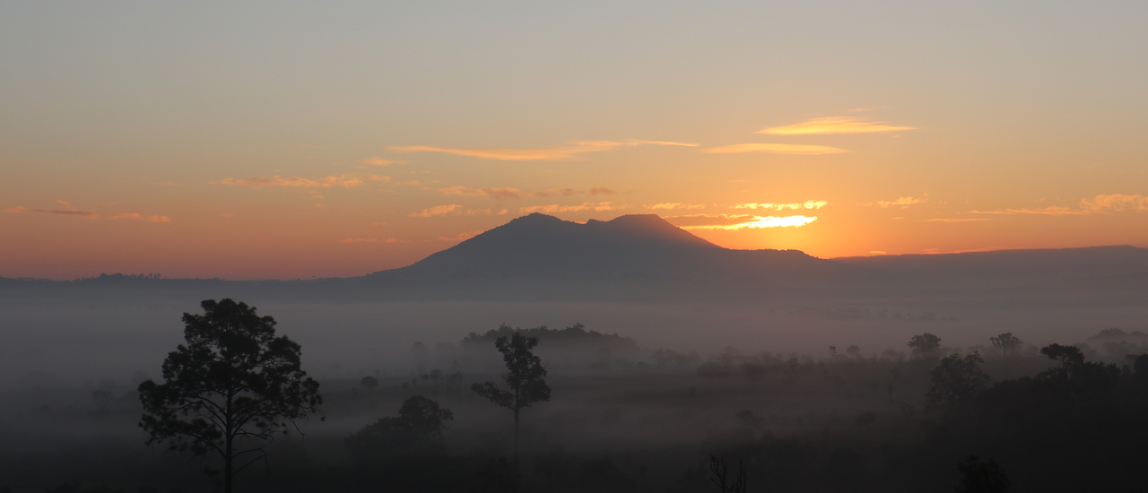 cover ทุ่งแสลงหลวง - อช.เขาค้อ กับเราสองสามคน