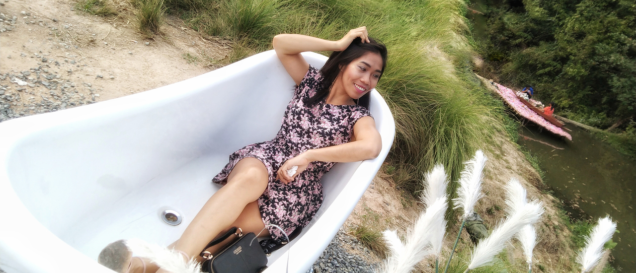 cover Somtavin Café