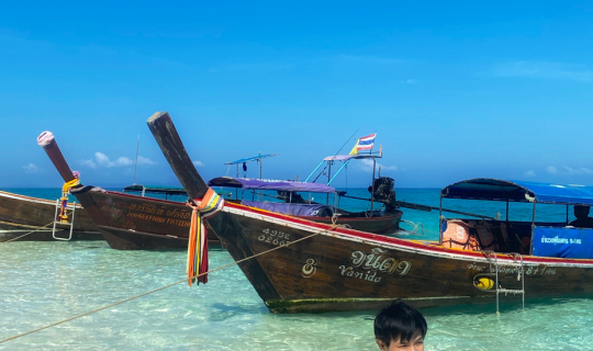 cover รีวิวเที่ยวทะเลกระบี่ เลือกไปไหนดี มีหลายเส้นทางให้เลือก