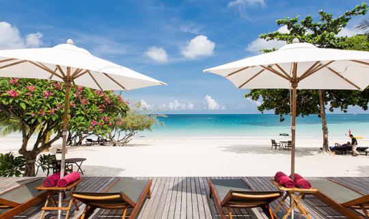 Cover * ~ * ~ * ~ Paradee Resort, a heaven  on Koh Samed and visit Suphatt...