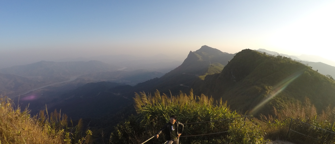 cover เชียงราย เมืองแห่งภูเขา ดูดาว ขึ้นดอย