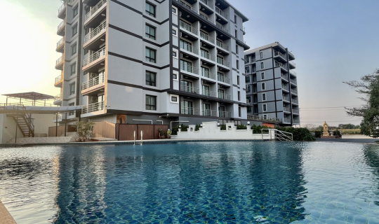 Cover Iconic Suvanrmbhumi Airport by Amdacura นอนก่อนบิน...