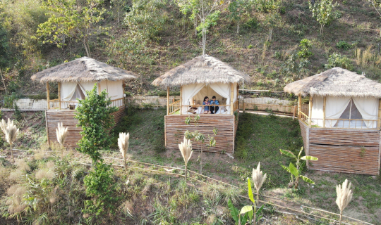 Cover นอนกอดคนรัก ที่สายหมอกบอกฮัก รีวิวที่พักน่าน...