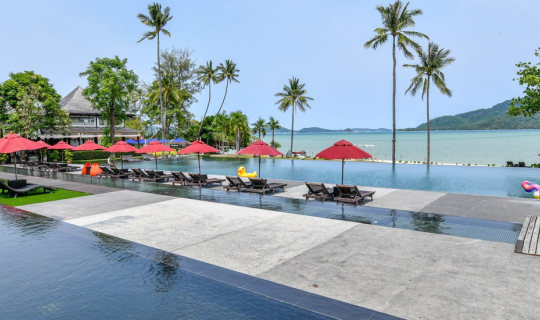 cover …รีวิว  โรงแรม เดอะ วิจิตร รีสอร์ท ภูเก็ต The Vijitt Resort Phuket  กับ  แม่ประนอม จ้า