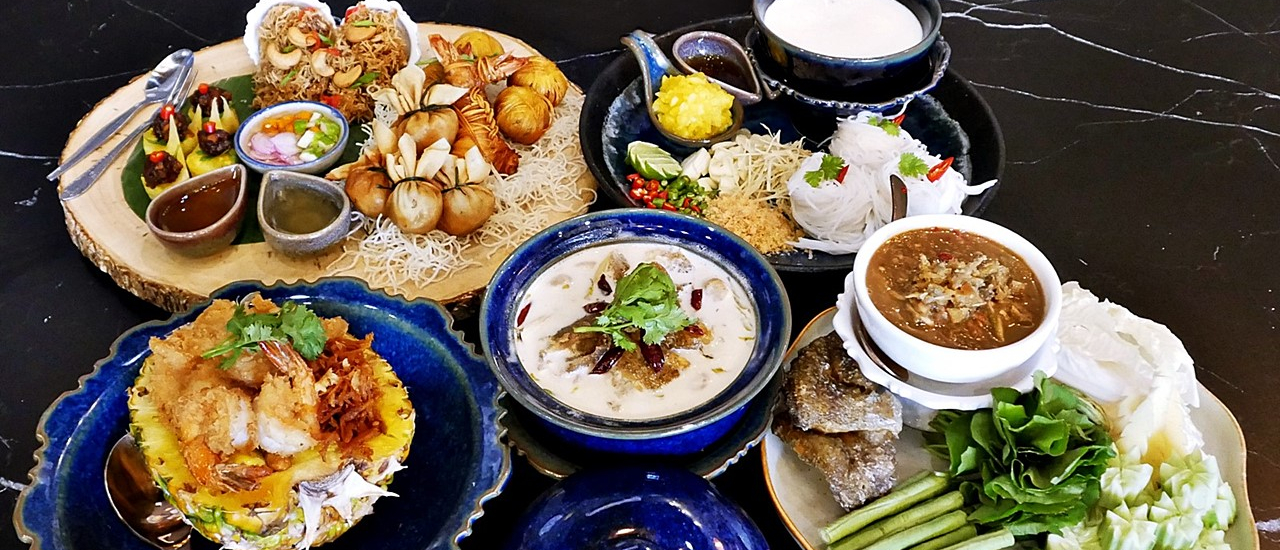 cover อัญญา (Anya Authentic Thai Cuisine)  อาหารไทยตำรับชาววัง ย่านแพร่งภูธร ริมถนนบำรุงเมือง