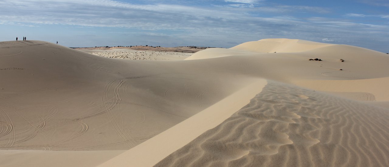 cover No need to go to other Continents...Mui Ne, South Vietnam - The One and Only Desert in Asia