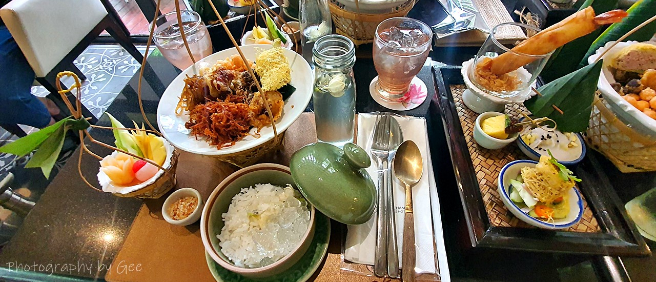 cover ในที่สุดก็ได้กิน" บุฟเฟต์ข้าวแช่" โรงแรมหัวช้าง เฮอริเทจ กรุงเทพฯ