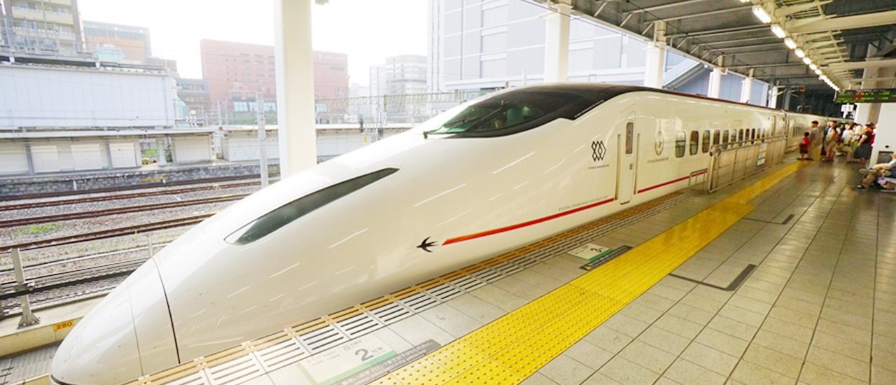 cover รีวิว รถไฟ  TSUBAME SHINKANSEN  Series 800 รถไฟที่ไม่ใช่แค่รถไฟ