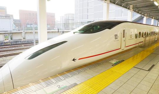 cover รีวิว รถไฟ  TSUBAME SHINKANSEN  Series 800 รถไฟที่ไม่ใช่แค่รถไฟ
