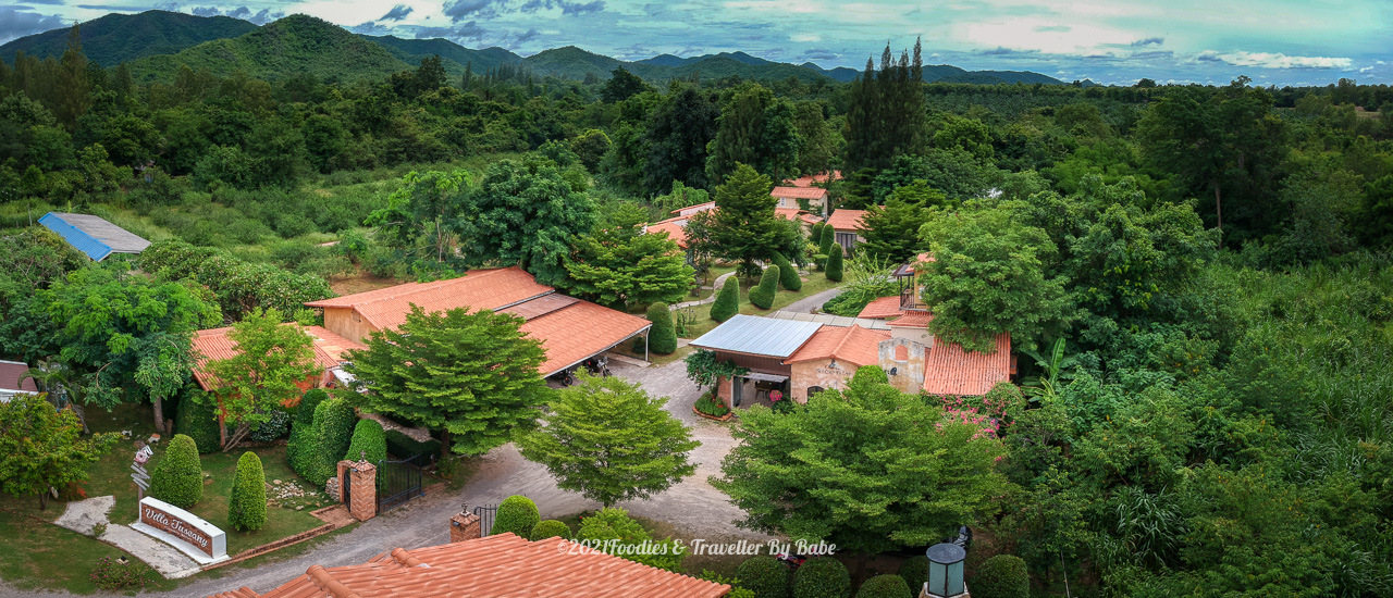 cover วิลล่า สไตล์ คันทรี รีสอร์ท รายล้อมด้วย สวนสวย ที่ "Villa Tuscany Country Resort"