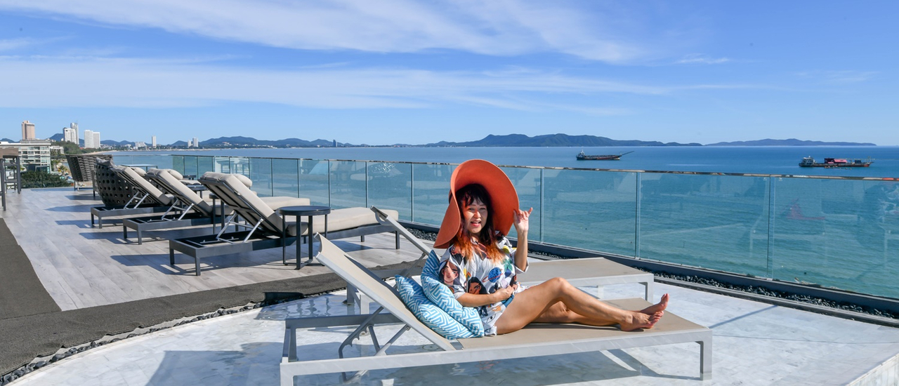 cover .…รีวิว  โรงแรม ยู จอมเทียน พัทยา (U Jomtien Pattaya)  กับห้องพักวิวทะเลสวยๆ  กับแม่ประนอม จ้า