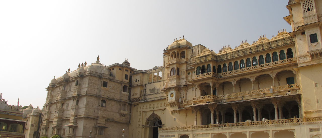 cover ชีวิตแต้มสี ที่แดนภารตะ ตอนที่ 13 สัมผัสชีวิตหรูหราริมทะเลสาบพิโคลา