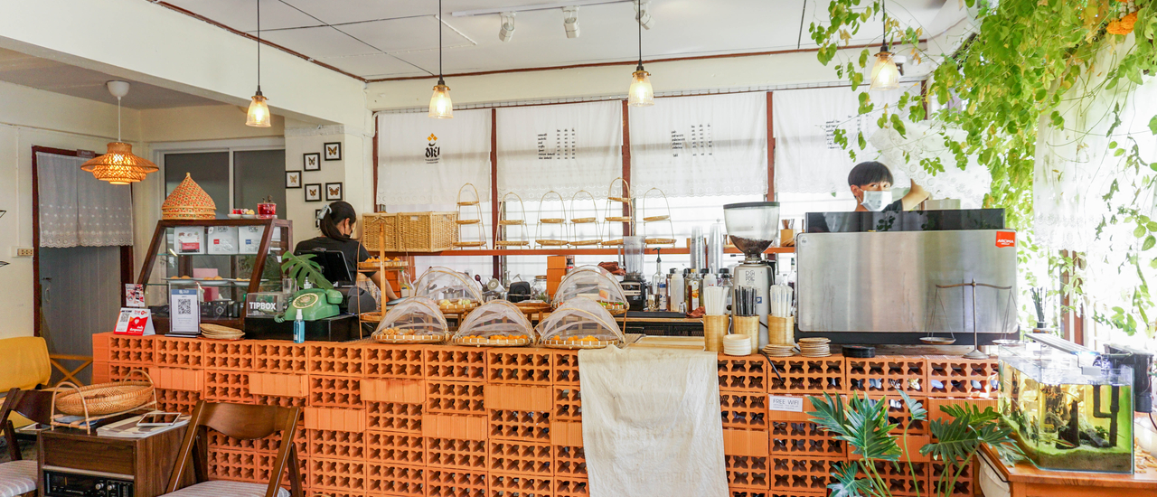 cover ใครว่า #อุทัยฯ ไม่เห็นมีอะไร นี่เลย! รีวิว 10 คาเฟ่แห่งเมืองอุทัยฯ | BLISS OUT THERE