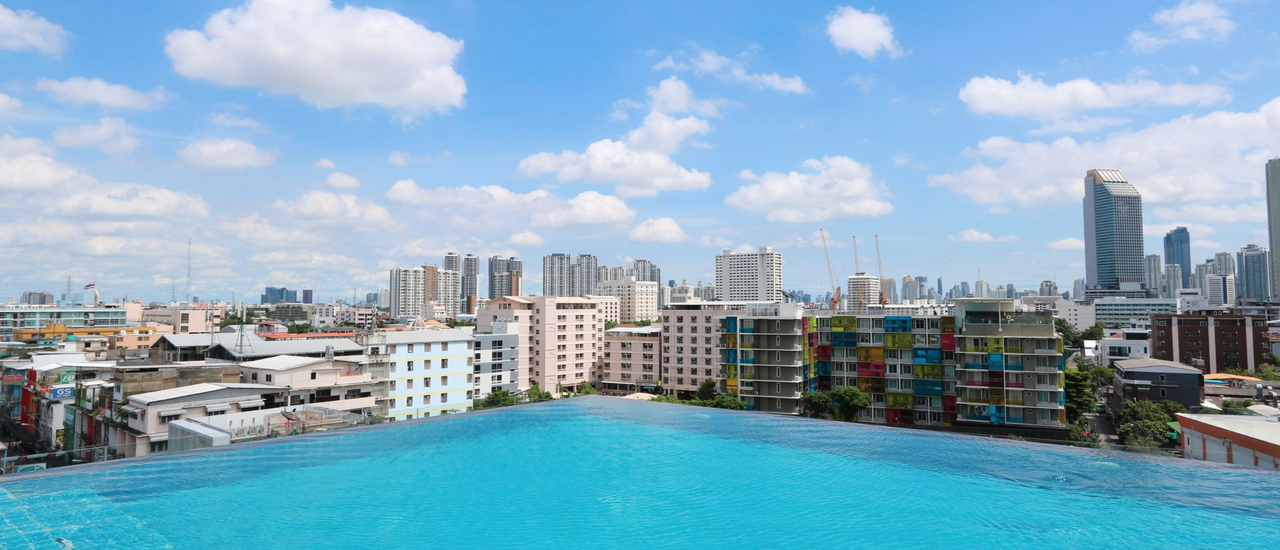 cover ออกไปเที่ยวยังไม่ได้ งั้นเรามาเปลี่ยนที่นอนกัน ที่ Amaranta Hotel | BLISS OUT THERE