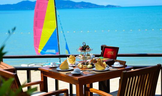 cover ..แม่ประนอม EAT & TRAVEL Life Style EXperience  ฉบับที่ 35   @ Bandara Resort & Spa, Samui