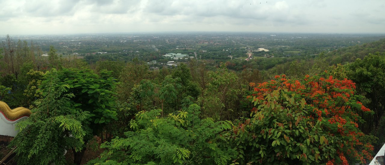 cover 9 ชั่วโมง กับการเดินทางเรื่อยๆเปื่อยๆในเชียงใหม่ (พระธาตุดอยคำ) พร้อมกับ รีวิว Lounge สายการบิน BA ครับ