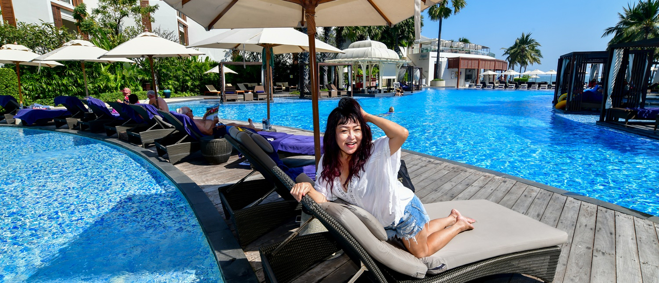cover …โรงแรม อินเตอร์คอนติเนนตัล หัวหิน รีสอร์ท  InterContinental Hua Hin Resort  กับแม่ประนอม จ้า