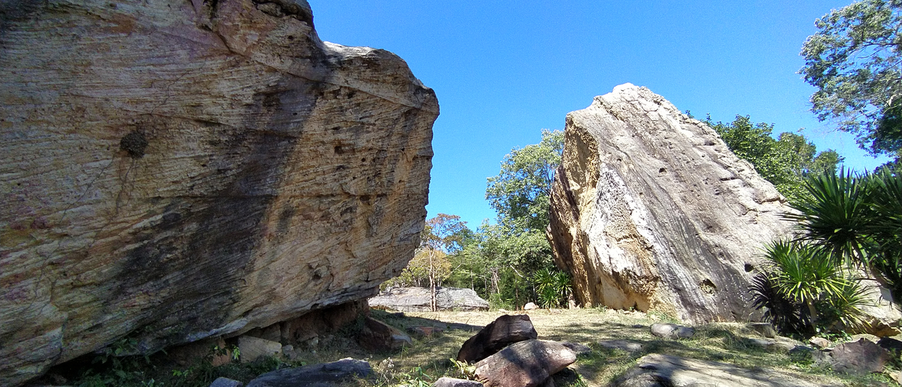 cover สวัสดีอีสาน รีวิวตะลอนเดี่ยวเที่ยวไทย 9 วัน 4 จังหวัด ตอน 2 ขอนแก่น (พิพิธภัณฑ์ไดโนเสาร์ภูเวียง อุทยานแห่งชาติภูเวียง จุดชมวิวหินช้างสี อุทยานแห่งชาติน้ำพอง) อุดรธานี (พิพิธภัณฑ์แห่งชาติบ้านเชียง พิพิธภัณฑ์เมืองอุดรธานี )