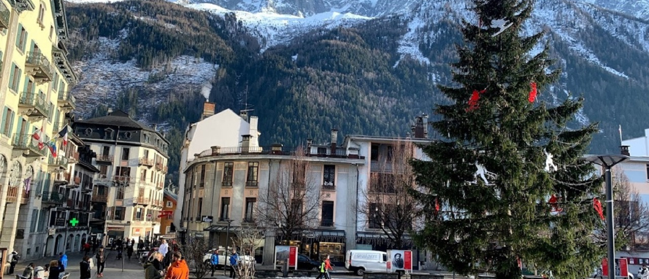 cover The Vibe in France พาเที่ยว Chamonix ช่วงคริสต์มาส ขึ้นกระเช้าชม Mont Blanc นั่งรถไฟไปดูธารน้ำแข็งใหญ่