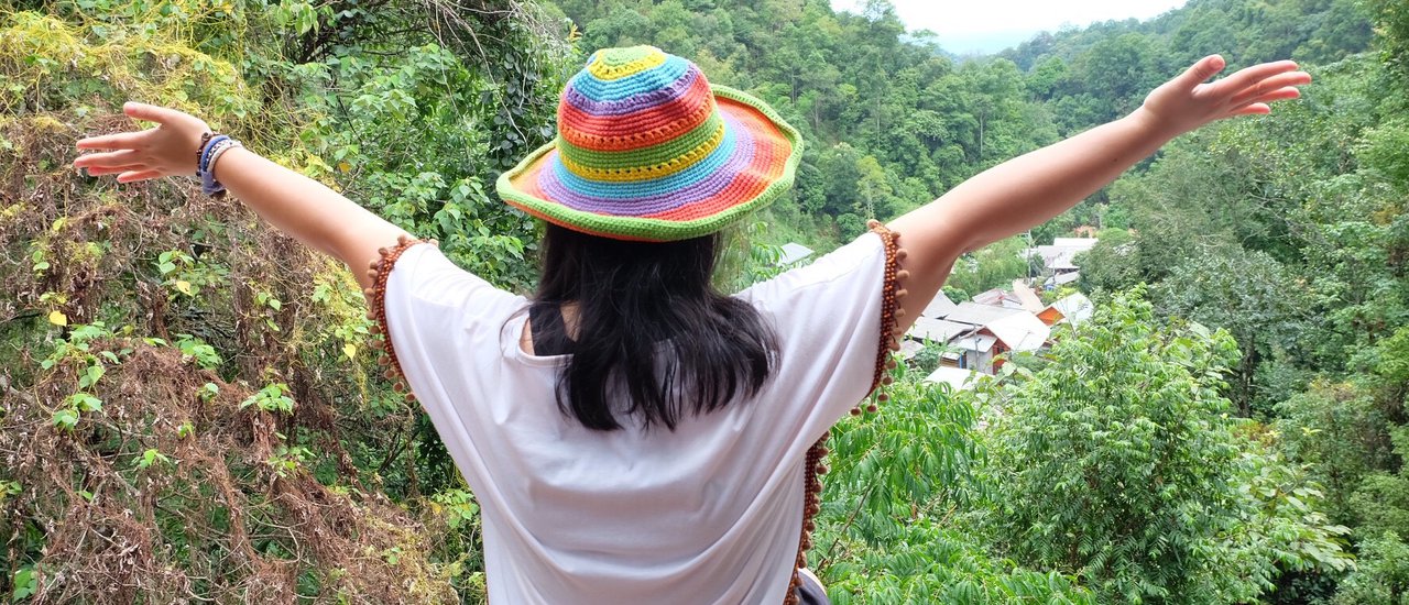 cover แอ่วเจียงใหม่...ในวันฉ่ำฝน