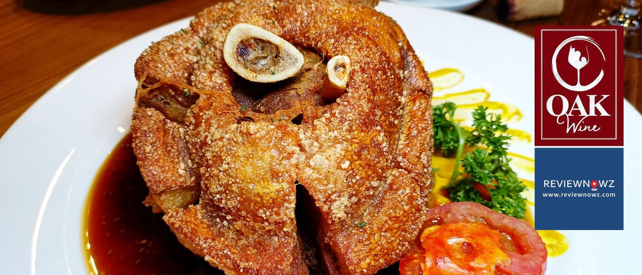 cover ดื่มเบียร์ จิบไวน์ แกล้มขาหมูเยอรมันที่ Oak Wine Steak @ เสนานิคม 1