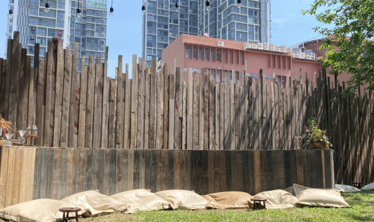 Cover The wood land คาเฟ่ ย่านออนนุช...