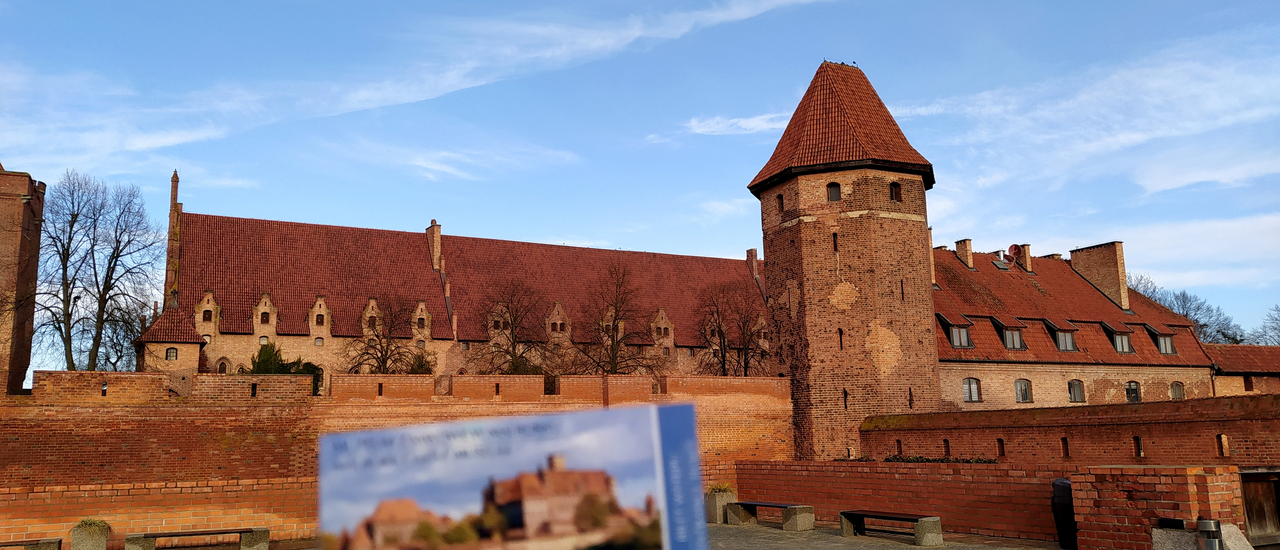 cover รีวิวลุยเดี่ยวเที่ยวยุโรปช่วงโควิด 15 วัน ตอน 9 เดย์ทริปไป ปราสาทมาลบอร์ก UNESCO ปราสาทยุคกลางที่มีพื้นที่มากที่สุดในโลก Malbork castle Poland