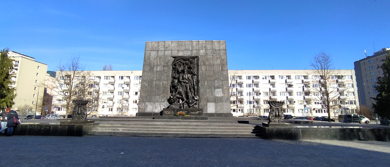 cover รีวิวลุยเดี่ยวเที่ยวยุโรปช่วงโควิด 15 วัน ตอน 10 2 วันในวอร์ซอ เรียนรู้ทุกอย่างเกี่ยวกับชาวยิวที Polin Museum และเดินเล่นที่ Łazienki Park