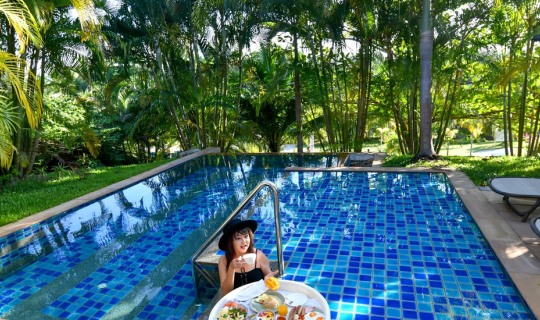 cover ...รีวิว  โรงแรม  โรบินสัน เขาหลัก    Robinson Khao Lak    กับแม่ประนอม จ้า