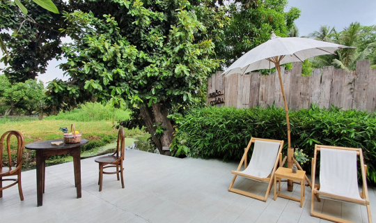 cover ก๋วยเตี๋ยวในสวน บรรยากาศสวนสไตล์ English Tropical  ร่มรื่น ชื่นตา  อำเภอบ้านแพ้ว จังหวัดสมุทรสาคร