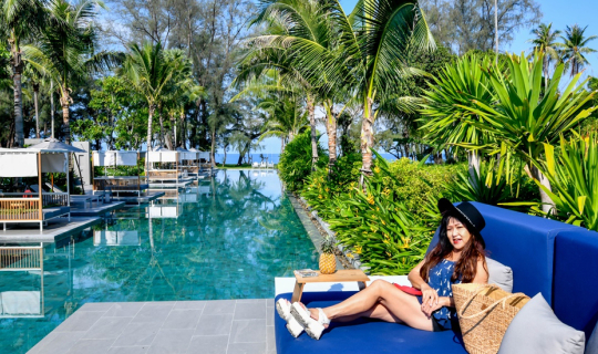 cover .....รีวิว โรงแรม  มีเลีย ภูเก็ต ไม้ขาว  Meliá Phuket Mai Khao  กับแม่ประนอม จ้า