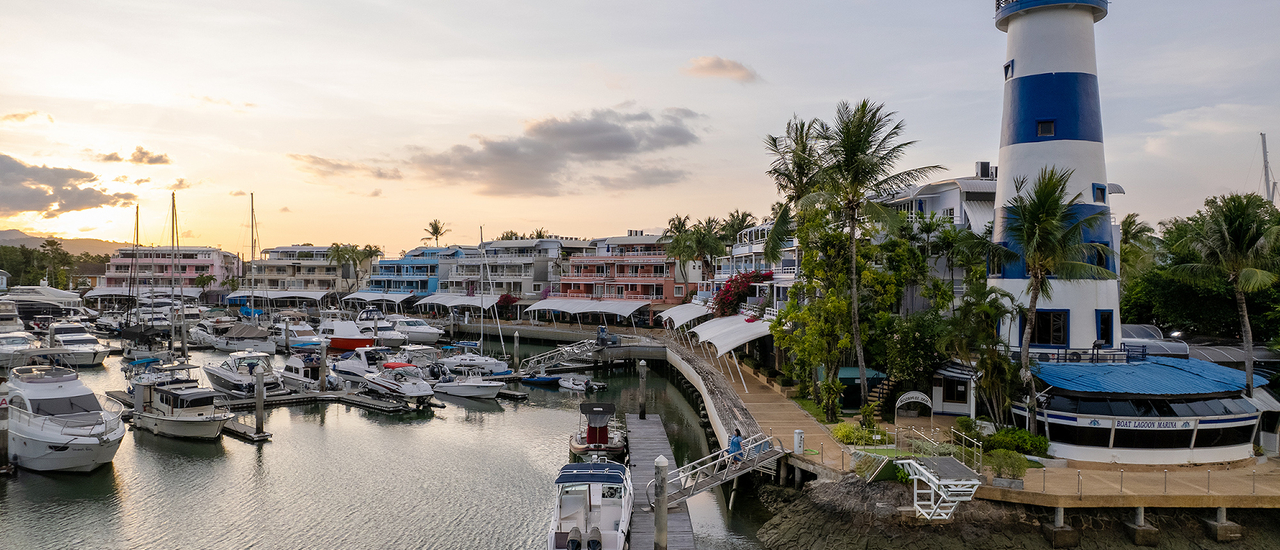 cover Boat Lagoon Resort Phuket รีสอร์ทภูเก็ตวิวท่าเรือยอร์ช