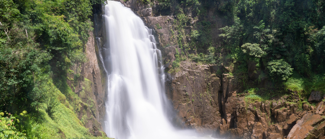 cover 3 น้ำตกแห่งเขาใหญ่