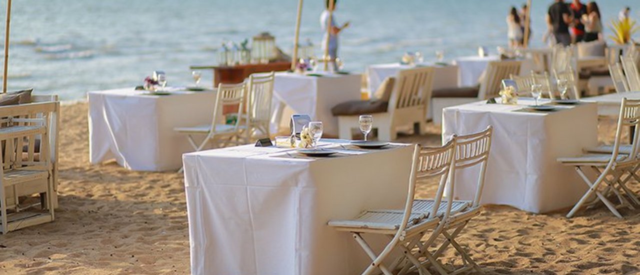 cover Maxka Review : The Glass House Pattaya ร้านอาหารนั่งสบาย ริมชายหาดส่วนตัว