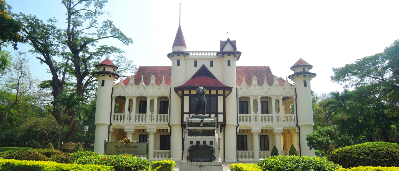 cover รีวิวเที่ยวชมรอบ “พระราชวังสนามจันทร์” พระราชวังโบราณใกล้กรุงเทพฯ