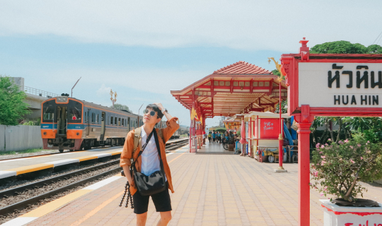 cover (รีวิวที่เที่ยว) นั่งรถไฟไปหัวหิน นอนที่ชมสินธุ์ แว๊นซ์มอเตอร์ไซต์รอบเมือง 2 วัน 1 คืน งบ 1,228 บาท