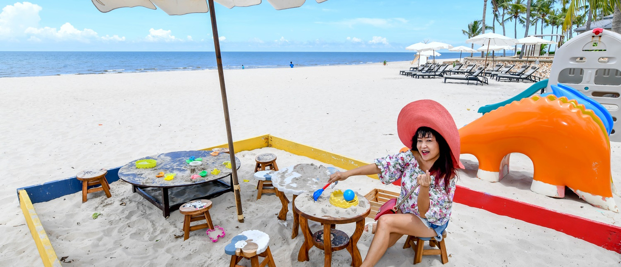 cover ...รีวิว โรงแรม ดุสิตธานี หัวหิน   Dusit Thani Hua Hin สวรรค์แห่งการพักผ่อนอย่างมีระดับ  กับ แม่ประนอม จ้า