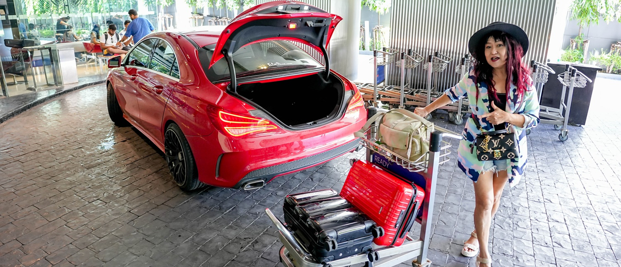 cover ..รีวิว โรงแรม ฮอลิเดย์ อินน์ เอ็กซ์เพรส กรุงเทพ สยาม Holiday Inn Express Bangkok Siam กับ แม่ประนอม จ้า